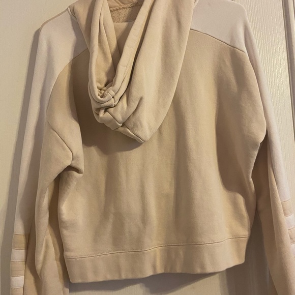 Adidas crop hoodie - Picture 2 of 3